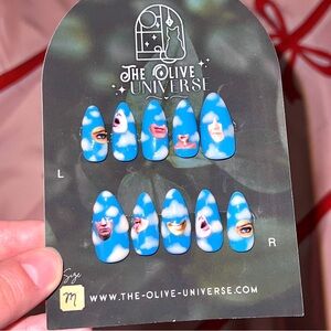 Blue Cloud Face Press-On Nails